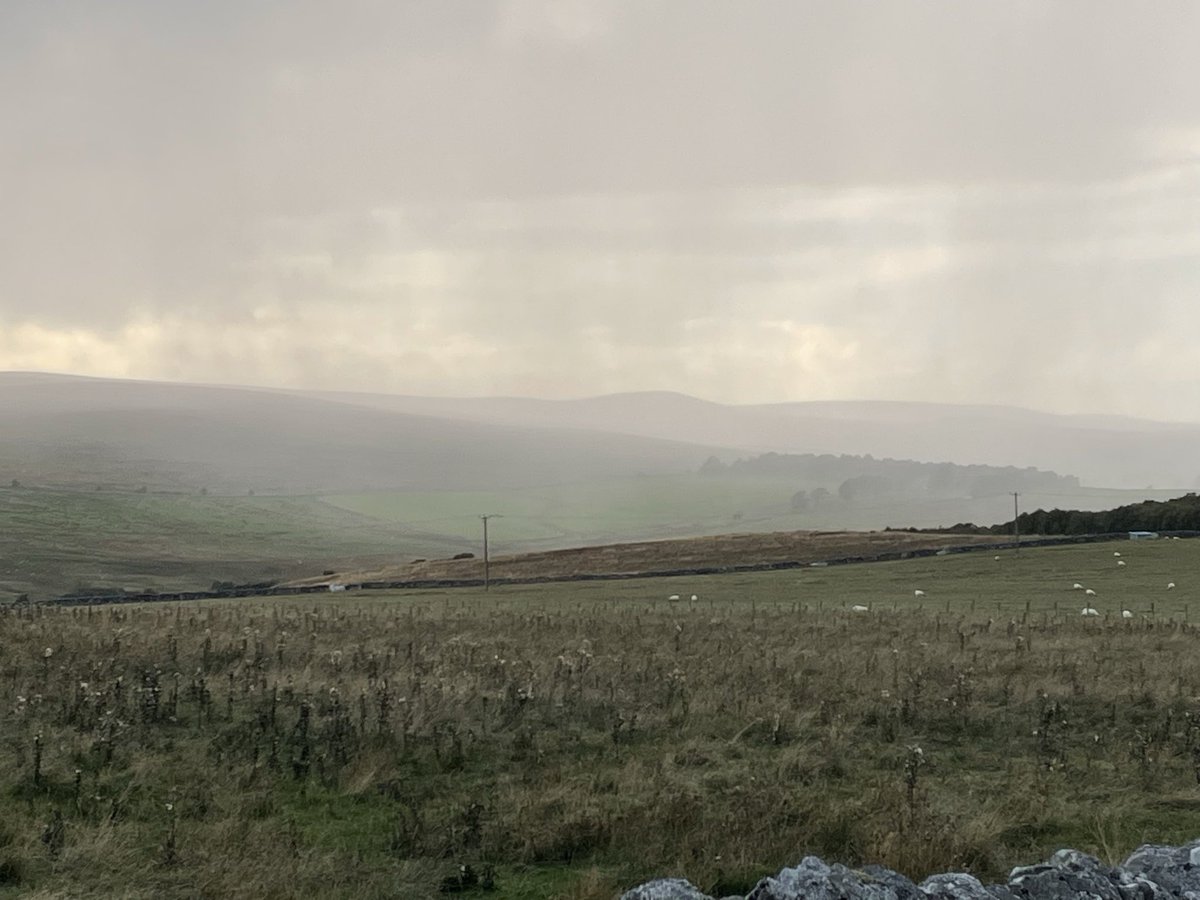 EuroToon1's tweet photo. Is that rain gonna scoot past? Northumberland https://t.co/XDKGvKjhX8