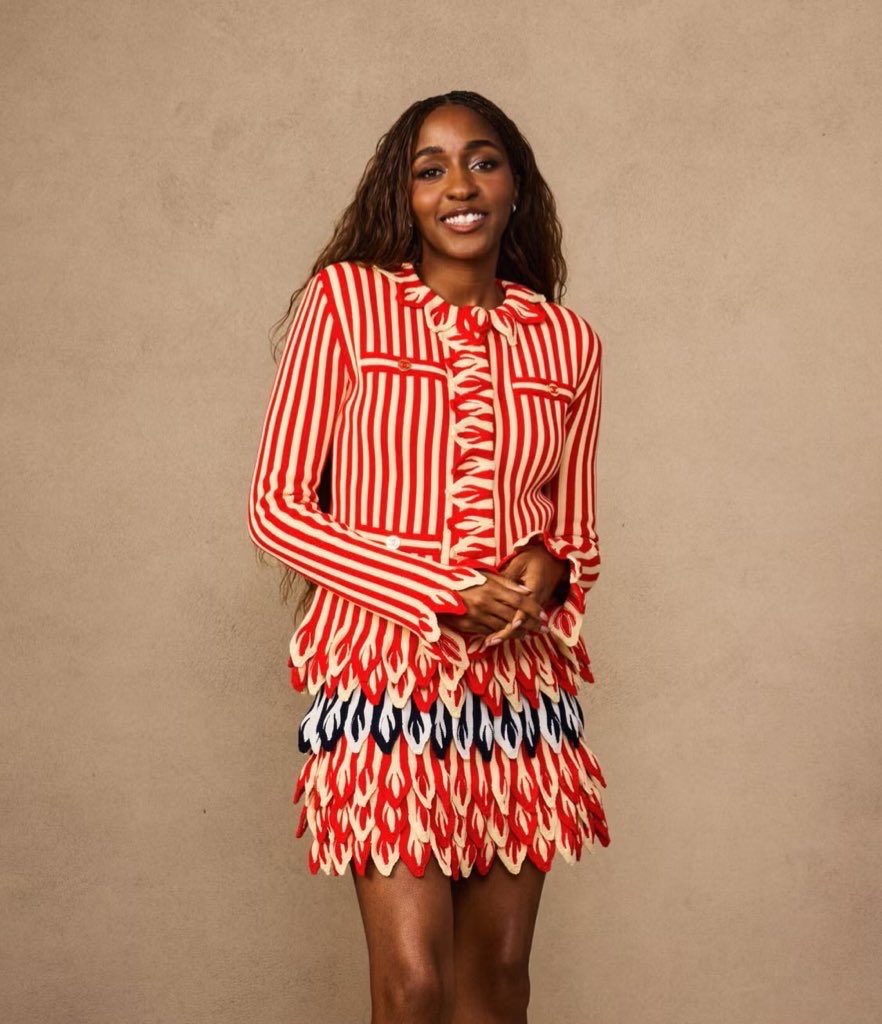 writtenbyayo's tweet photo. Ayo Edebiri on making ‘Clarissa’:

“As Black actors, we’re often asked to perform around where my source of pain is coming from, where it’s written. Why can’t I, as a Black person, an African person, also be dealing with existential issues, just like my non-Black counterparts?” https://t.co/fZldTyzrD4