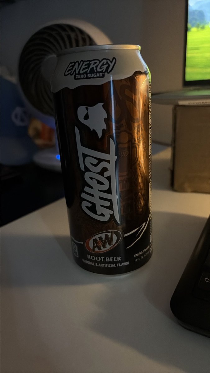 JoeIsDaDude's tweet photo. This is how I start my work shift! @GhostLifestyle https://t.co/xkVvzZTke2