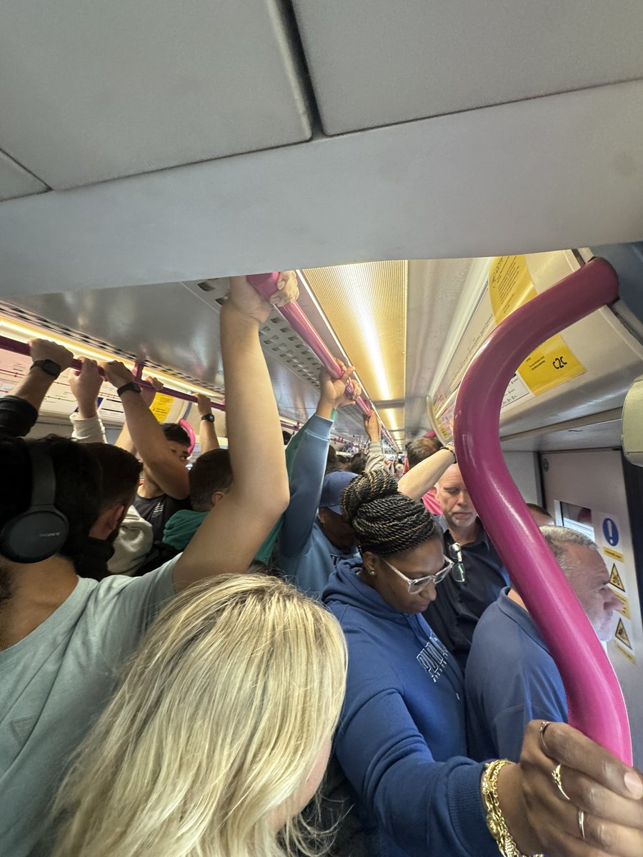 BatstoneSam's tweet photo. @c2c_Rail https://t.co/flamYpvPDP