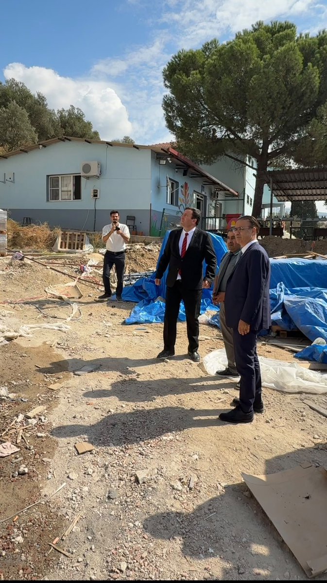 izmir_ilmem's tweet photo. İl Millî Eğitim Müdürümüz Dr.  Ömer Yahşi, Kiraz ilçemizde inşaatı devam eden 80. Yıl Suludere İlkokulu ve Ortaokulunu ziyaret ederek yerinde bilgi aldı.

@tcmeb @Yusuf__Tekin @drsuleymanelban @yahsiomer https://t.co/I0A3k8vvsF