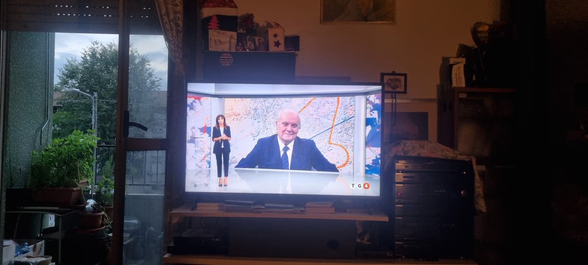 marcowpro68's tweet photo. @stefaniacav @MauroMazzaRai Presente 👋 https://t.co/ZTLxtra3Yt