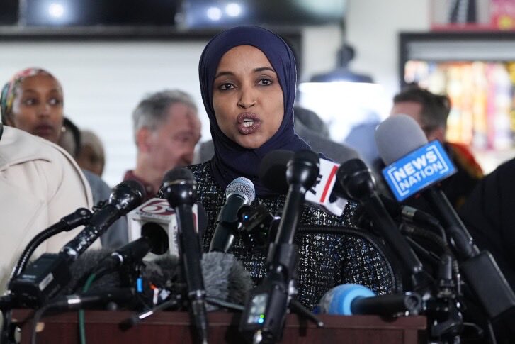 OppositeDesk's tweet photo. Opposite Desk

Ilhan Omar just backed ICE.

Said the raids stay. Criminals go home. 
Neighborhoods come first. The funding stays with the people doing the job.

- Reed E. Lyes, Opposite Desk https://t.co/47BXFlIkHe