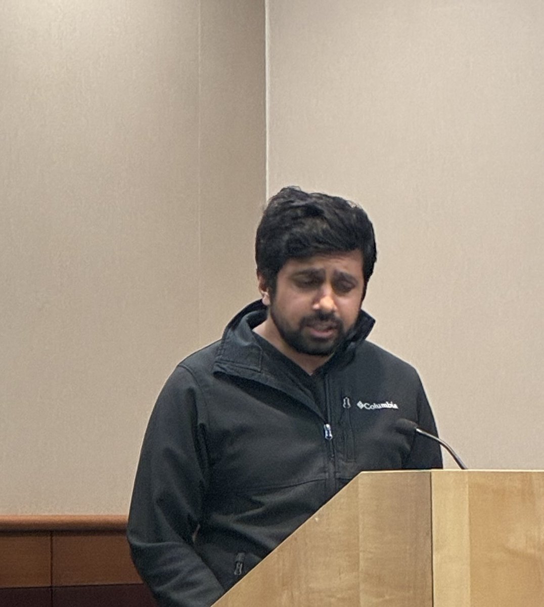 CCFL_GIFellowsh's tweet photo. 📚 Great IBD Conference today!

Our second-year fellow Yousaf led an excellent case-based presentation, followed by a fantastic discussion with Dr. Rahman, who shared invaluable IBD pearls insights with our fellows. 🧠👏

Learning from cases, evidence &amp; experience! 💙💚
 #IBD https://t.co/A8i7UMpzIJ