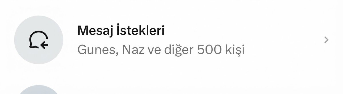 benyuuyy's tweet photo. Sabırlı bır sekılde hepınıze dönüş yapacağım ama lütfen sabırlı olun ❤️ https://t.co/oWpRHevjdA