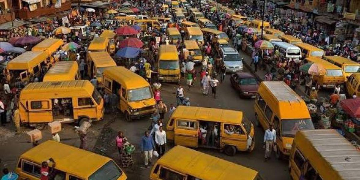 instablog9ja's tweet photo. Commercial Drivers Thr£aten Nationwide Strike Over Rising Fuel Prices, Customs Duties, Low Wages https://t.co/rldp04cijE