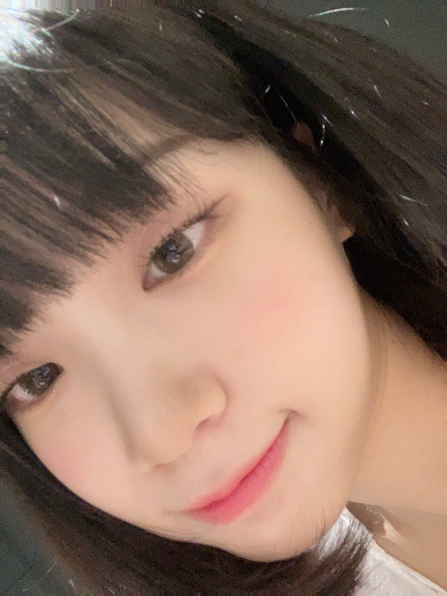 VVVVVnon's tweet photo. ピオナ戻ってきました～🎶
チェウォン、サクラ推しです‼️
1からまたお友達作りたいです！
よろしくお願いします✨

#ルセラ
#LESSERAFIM  #SAKURA
 #CHAEWON #宮脇咲良
 #김채원 
#ピオナと繋がりたい https://t.co/uiX8e2rOJb
