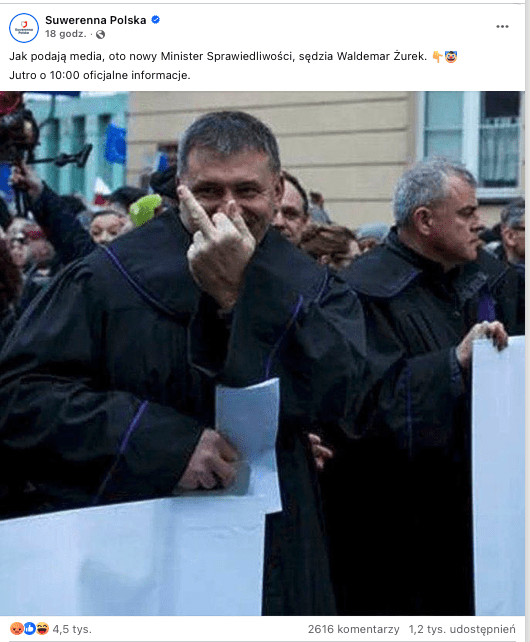 EdiBrzezinski's tweet photo. Okazuje się, że Waldemar Żurek jest nielegalnym ministrem sprawiedliwości i prokuratorem generalnym.
Dlaczego?
Wyjaśnia to Pan Mecenas dr Michał Skwarzyński.
"Kwestia nominacji Waldemara Żurka wywołuje coraz większy chaos, dlatego, że pan Adam Bodnar jako minister sprawiedliwości niestety nie doczytał przepisów. Tak naprawdę Waldemar Żurek zostaje sędzią do końca dzisiejszego dnia. Taka jest informacja, która została przekazana przez ministra sprawiedliwości do Krajowej Rady Sądownictwa. To jest już w internecie podane. To oznacza, że Waldemar Żurek składając ślubowanie i podpisując dokumenty w Pałacu Prezydenckim, mógł przyjąć wyłącznie nominację na ministra sprawiedliwości.  Nie mógł przyjąć zaś nominacji na prokuratora generalnego, dlatego, że czynny prokurator, nawet jak to jest prokurator generalny, nie może być jednocześnie sędzią. W momencie podpisywania dokumentów Waldemar Żurek był, i w tej chwili dalej jest, czynnym sędzią, powiedział mecenas Skwarzyński. Jak podkreślił, rzecz w tym, że według złożonych do KRS dokumentów, Żurek przestanie być sędzią z końcem dnia 24 lipca. Przyjmując więc nominację o 15:30, był wciąż czynnym sędzią.

Wedle jego oceny obecnie mamy wakat na stanowisku prokuratora generalnego.

„Zastępcy prokuratora generalnego w tej chwili przejęli jego obowiązki” dodał. Ocenił też, że problematyczne jest obecnie także to, że oświadczenie woli prezydenta o powołaniu kogoś na stanowisko prokuratora generalnego, zrealizowane zostało dziś o 15:30.

„Ono nie jest oświadczeniem trwałym. Ono się skończyło. To oznacza, że tylko jedną z tych funkcji Waldemar Żurek objął, drugiej nie mógł, bo nie można tych funkcji łączyć” - podkreślił.