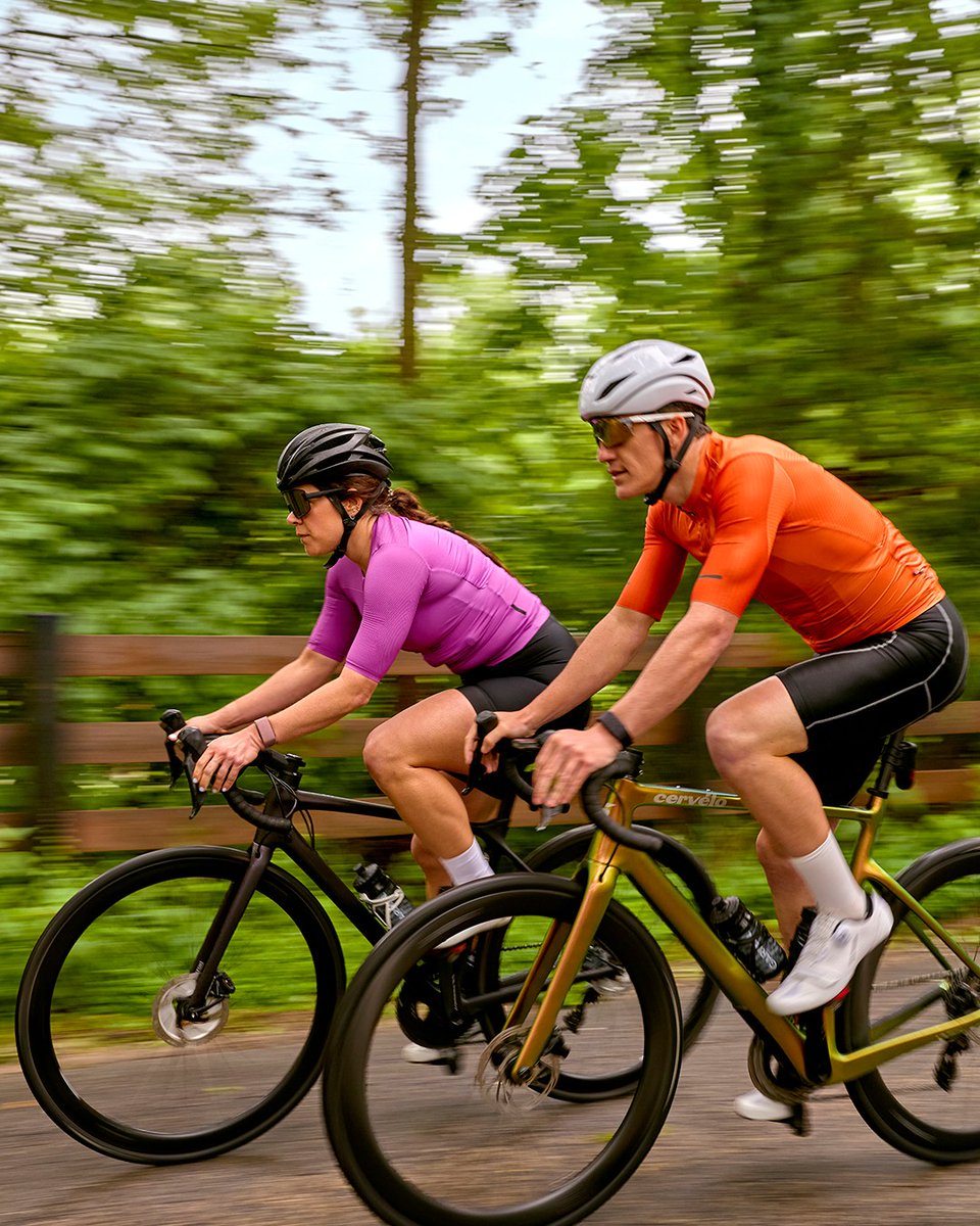 NavWorldSA's tweet photo. Want detailed health and fitness data without wearing another screen? 

Garmin’s new CIRQA Smart Band tracks sleep, recovery and more than 80 activities, while offering up to 10 days of battery life with no subscription required. https://t.co/i1f6NdIsIz