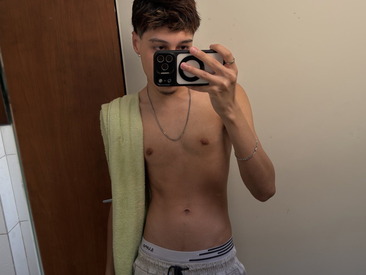 _Graebin_'s tweet photo. Oii mutuals, estou atrasadíssimo para o serviço https://t.co/mRQvumCQoE