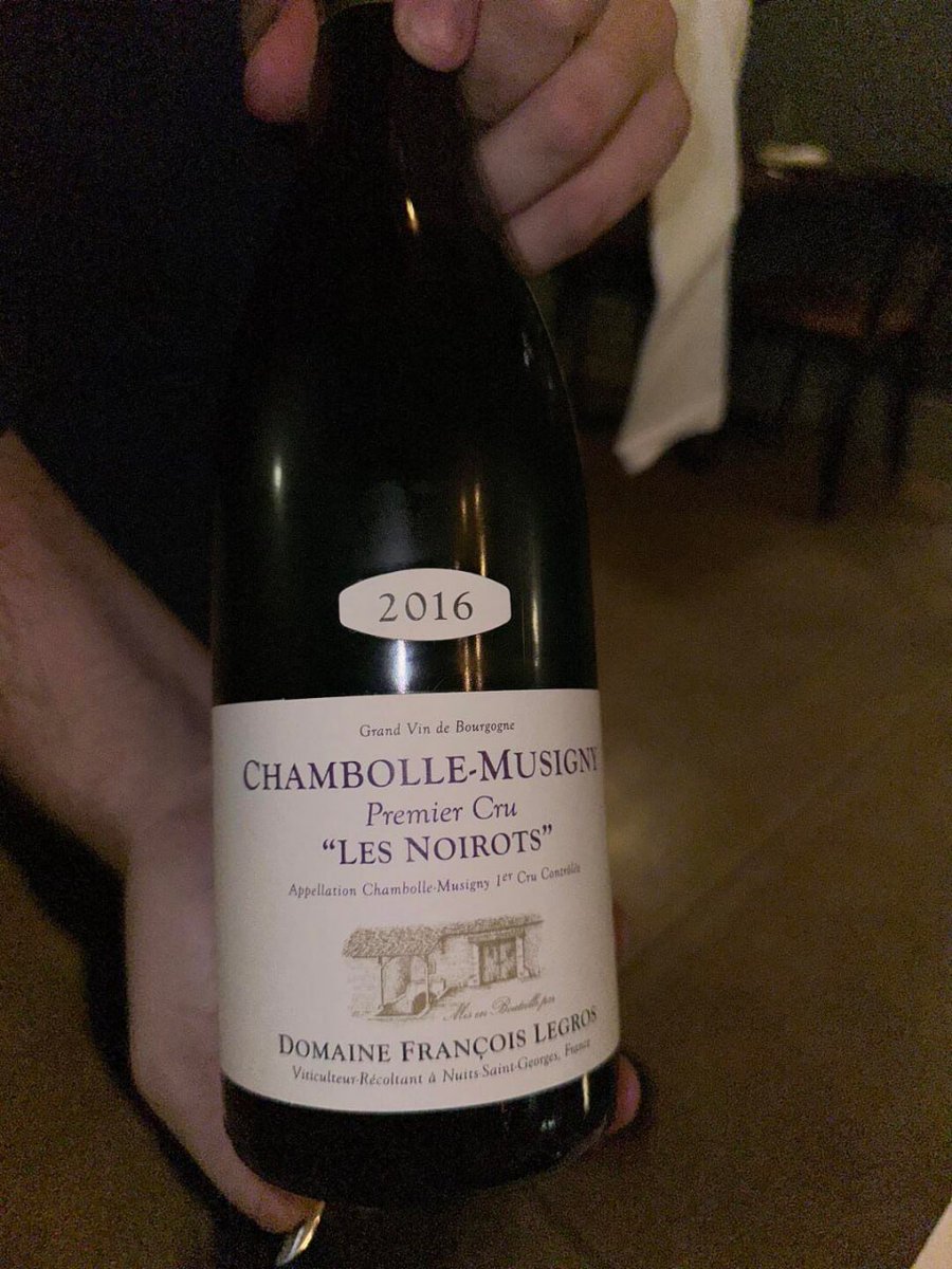 Hannah_kaaa's tweet photo. French Burgundy red wine is excellent, do you like it? https://t.co/WTIO87jjox