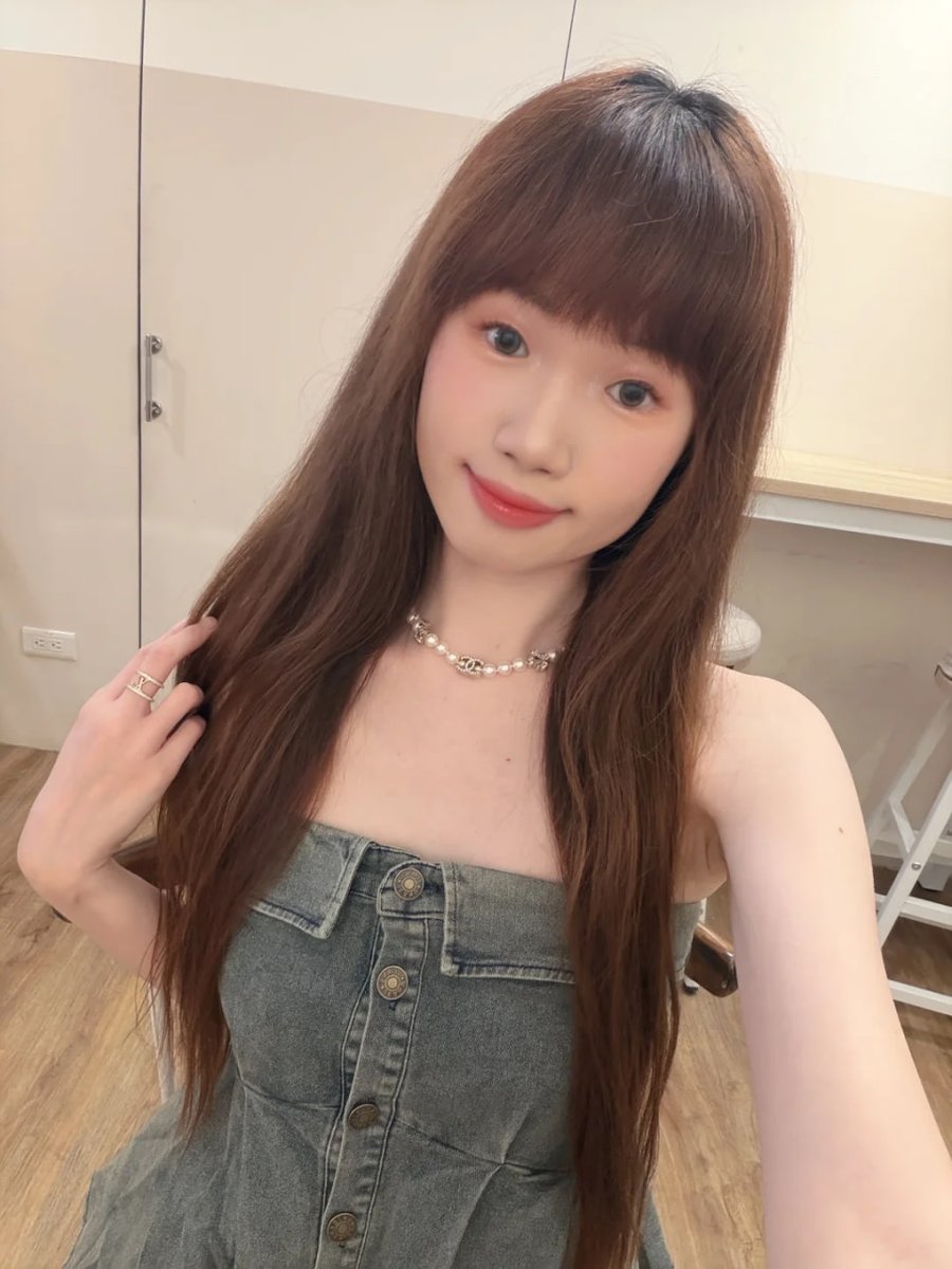 acedo4556's tweet photo. 男人都去哪里了，是不是都不喜欢瘦瘦的女孩.... https://t.co/QLlqhMmiBG