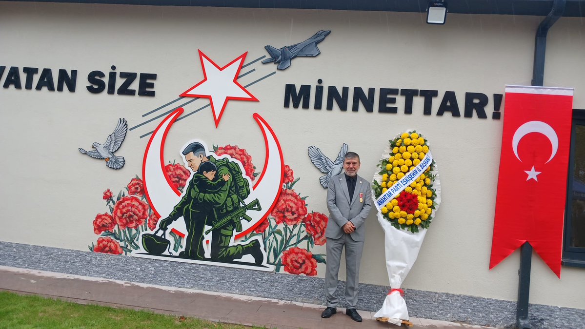 AnahtarPartiEsk's tweet photo. İl Başkanımız Sayın Çağlar Ölce ve yönetim kurulu üyelerimizle Harp Malulü Gaziler, Şehit Dul ve Yetimleri Derneği’nin yeni hizmet binasının açılışına katıldık. 

Yeni hizmet binasının hayırlı olmasını diliyor; aziz şehitlerimizi rahmetle, kahraman gazilerimizi minnetle anıyoruz. https://t.co/I1zsJWo24p