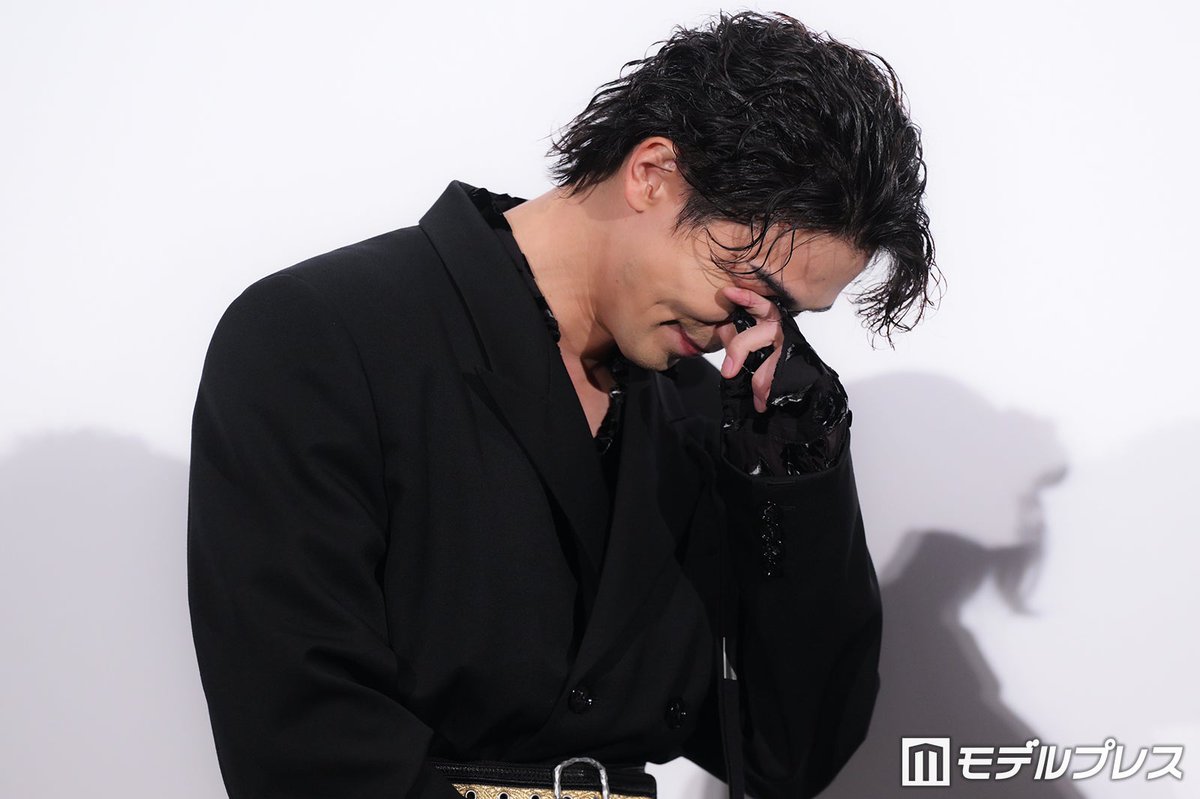 modelpress's tweet photo. 【写真追加📸】横浜流星＆広瀬すずら
『汝、星のごとく』ブルーカーペットに集結

ドレスアップで颯爽と登壇
人生のターニングポイントも語る✨️

📸写真70枚以上
https://t.co/XvZe6UVp9R

@nanji_movie #汝星のごとく https://t.co/3tCRlwgng5
