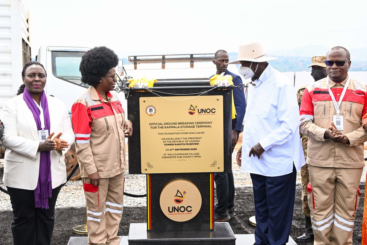 KagutaMuseveni's tweet photo. When we took over Government in 1986, we entrusted administration to technocrats. However, it took a Kenyan Senator to alert me that Uganda was buying petroleum products through middlemen in Kenya. Unbelievable! After intervention, Diesel has come down from USD118 to USD83 per metric tonne, Petrol from USD97.5 to USD61.5 and Aviation fuel from USD114.25 to USD79.25.

Today, I broke ground for the 320-million-litre Kampala Storage Terminal in Mpigi. As we develop our petroleum resources, we must strengthen our strategic reserves. I am also happy that H.E. Samia Suluhu Hassan sent a delegation as we work with Tanzania and the rest of East Africa to strengthen our petroleum security.