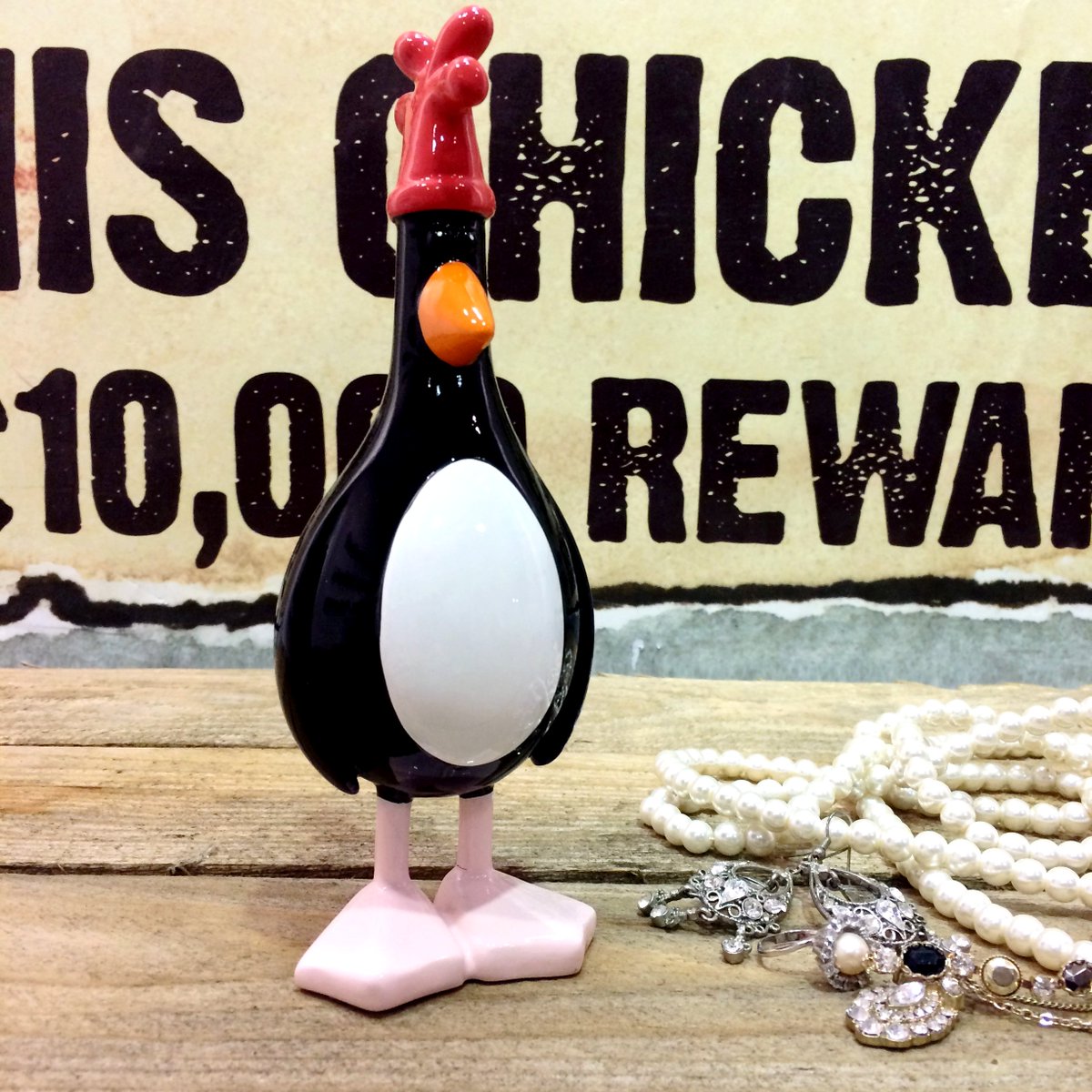 GromitUnleashed's tweet photo. It’s starting to feel menacing around here! 🐧👀
Our most wanted figurine is back. Grab yours today. 👉https://t.co/UeVnCKEU4D https://t.co/Ocqivuo0rL