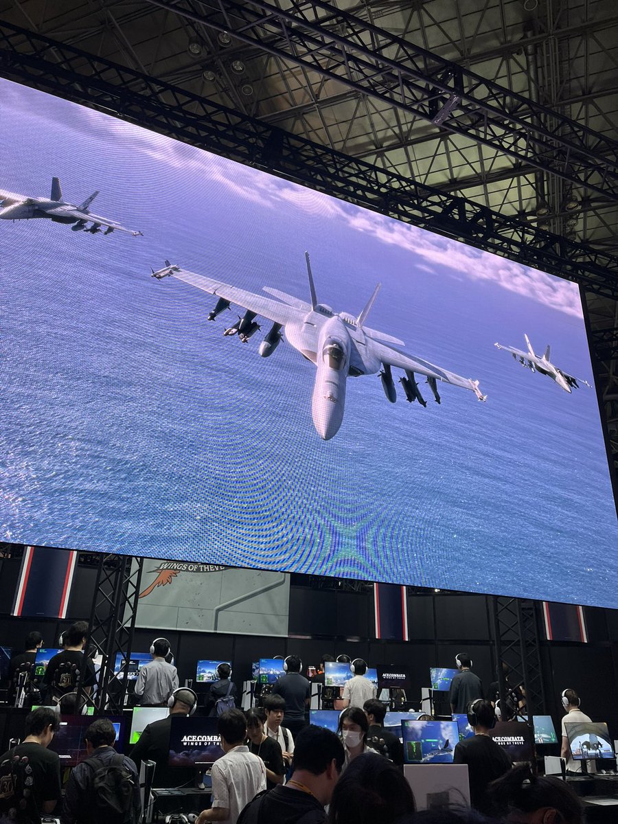 BADASS_BASSS's tweet photo. TGS2026、行って参りました！
色々な新作ゲームがプレイができました。
そしてACE COMBAT8！！
15分しかプレイできなかったけど、これは、、名作になると確信。
今年のTGS、特別で楽しくて幸せでした。

#acecombat8 https://t.co/sQWBZxcvVE