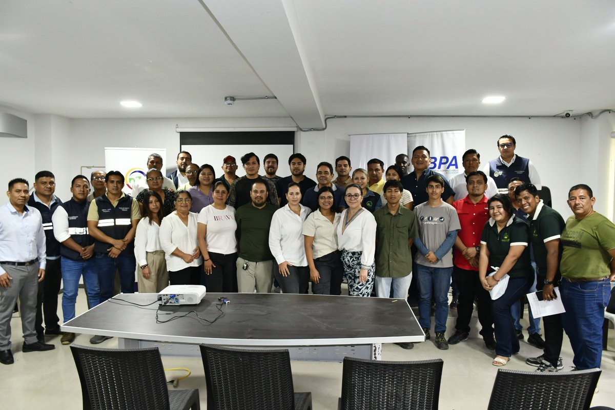 INIAPECUADOR's tweet photo. La jornada se realizó en el marco del Proyecto FARM – Financiación de la Reducción y Gestión de los Plaguicidas en Ecuador, con la participación del PNUD y el acompañamiento técnico de Agrocalidad. https://t.co/7SrN1NV2Fv