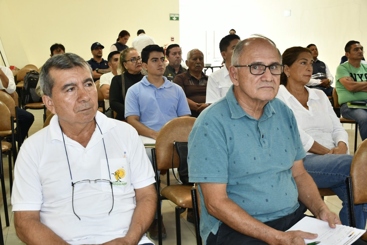 INIAPECUADOR's tweet photo. La jornada se realizó en el marco del Proyecto FARM – Financiación de la Reducción y Gestión de los Plaguicidas en Ecuador, con la participación del PNUD y el acompañamiento técnico de Agrocalidad. https://t.co/7SrN1NV2Fv