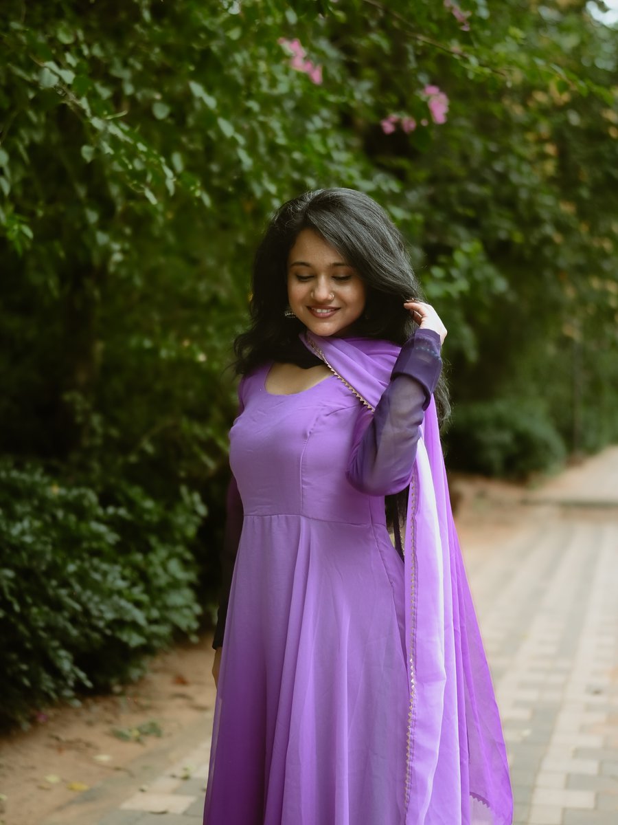 CatherinJa802d's tweet photo. My eyes are sad—please come into view. In frame: Gunjan Rout 
Shot by: Subhra Ranjan https://t.co/xjecvn79nR