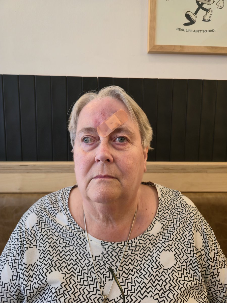 MartinPilkingt2's tweet photo. No I didn't thump her, honestly. In Waylands coffee shop Worcester https://t.co/xBkd9gLXp3