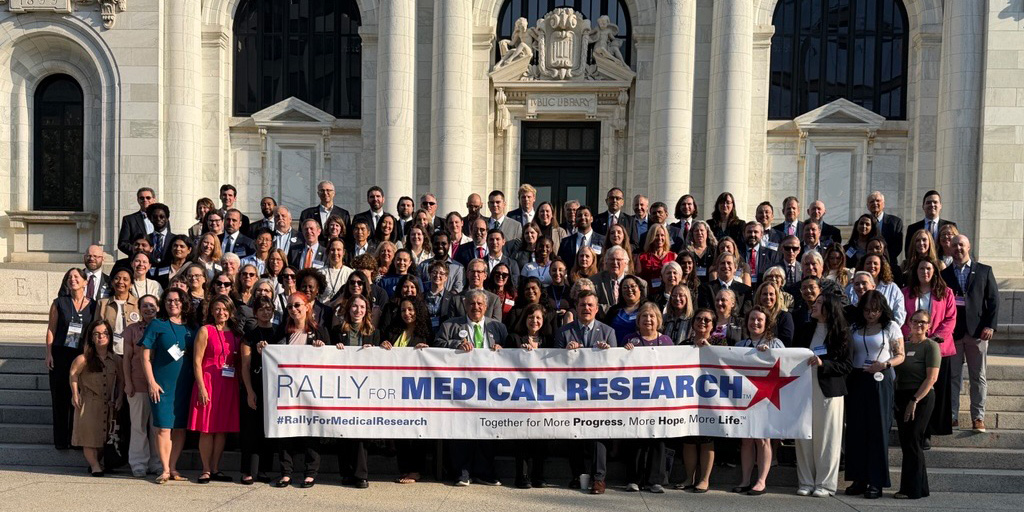 RallyForNIH's tweet photo. The #RallyforMedicalResearch is underway! Today, advocates will tell their Congressional representatives how medical research impacted their lives and advocate for sustained and robust NIH funding. Join them! Contact your representatives today:
https://t.co/SNMjrwRL3J
#FundNIH https://t.co/YqXql6Shxw