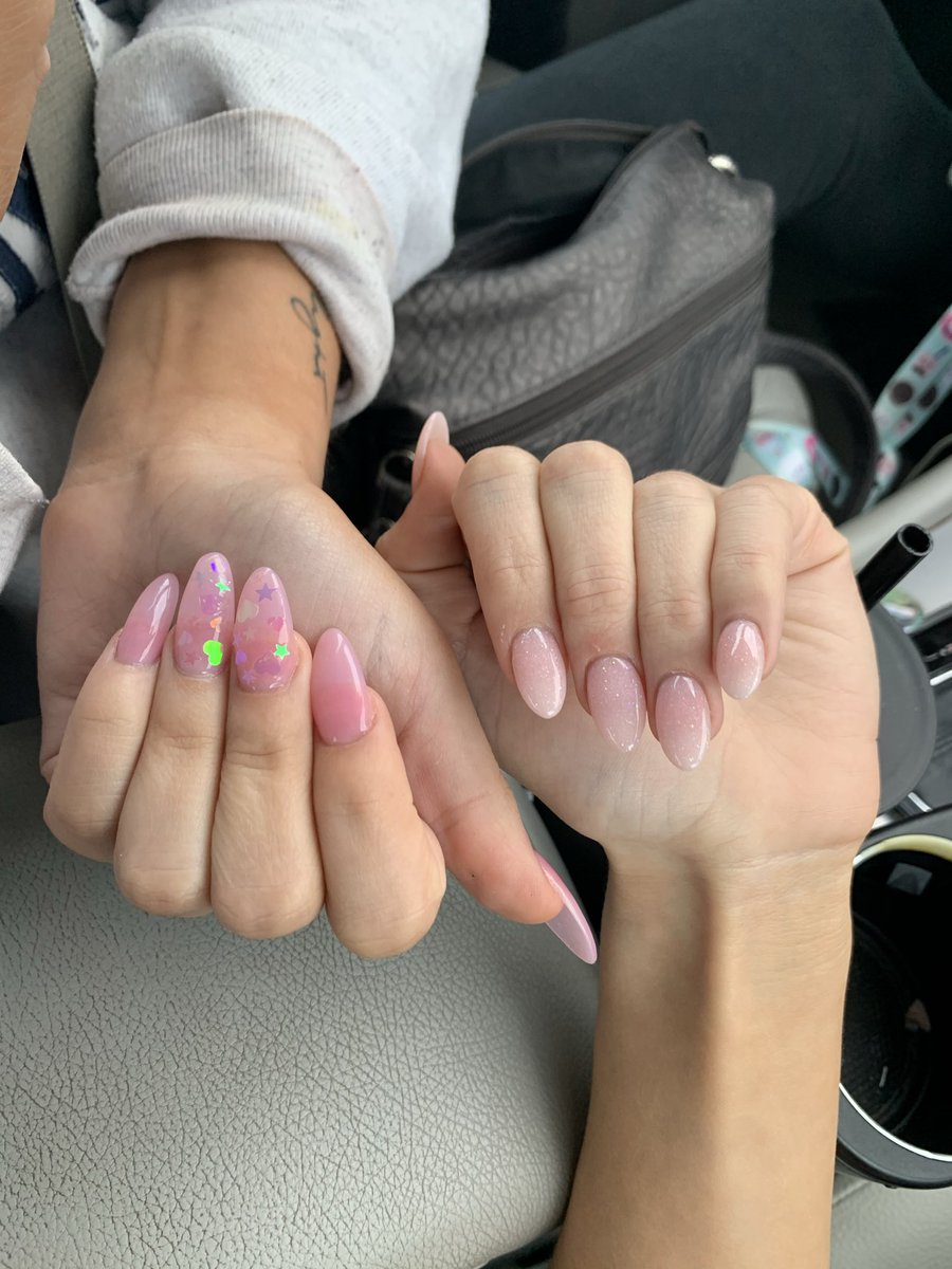 yummysweetbimbo's tweet photo. As a domme princess, my fav thing to do is force my pigs to pay for me and my bestie’s nails. #pinkclaws https://t.co/8qGrb0I8WY