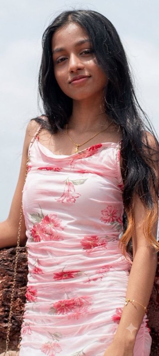 PinkBrownkb8k's tweet photo. Iva molaiya kasakki🥵 pinnadi ninnu soothadichu ozhuga vidanum🍆💦 apdiye ava kazhuthula kadichu🤤 soothadichitu koothila veral poth thudikka vechu ookanum mundaiya🥵🤤💦 https://t.co/xoCgdxLTAB