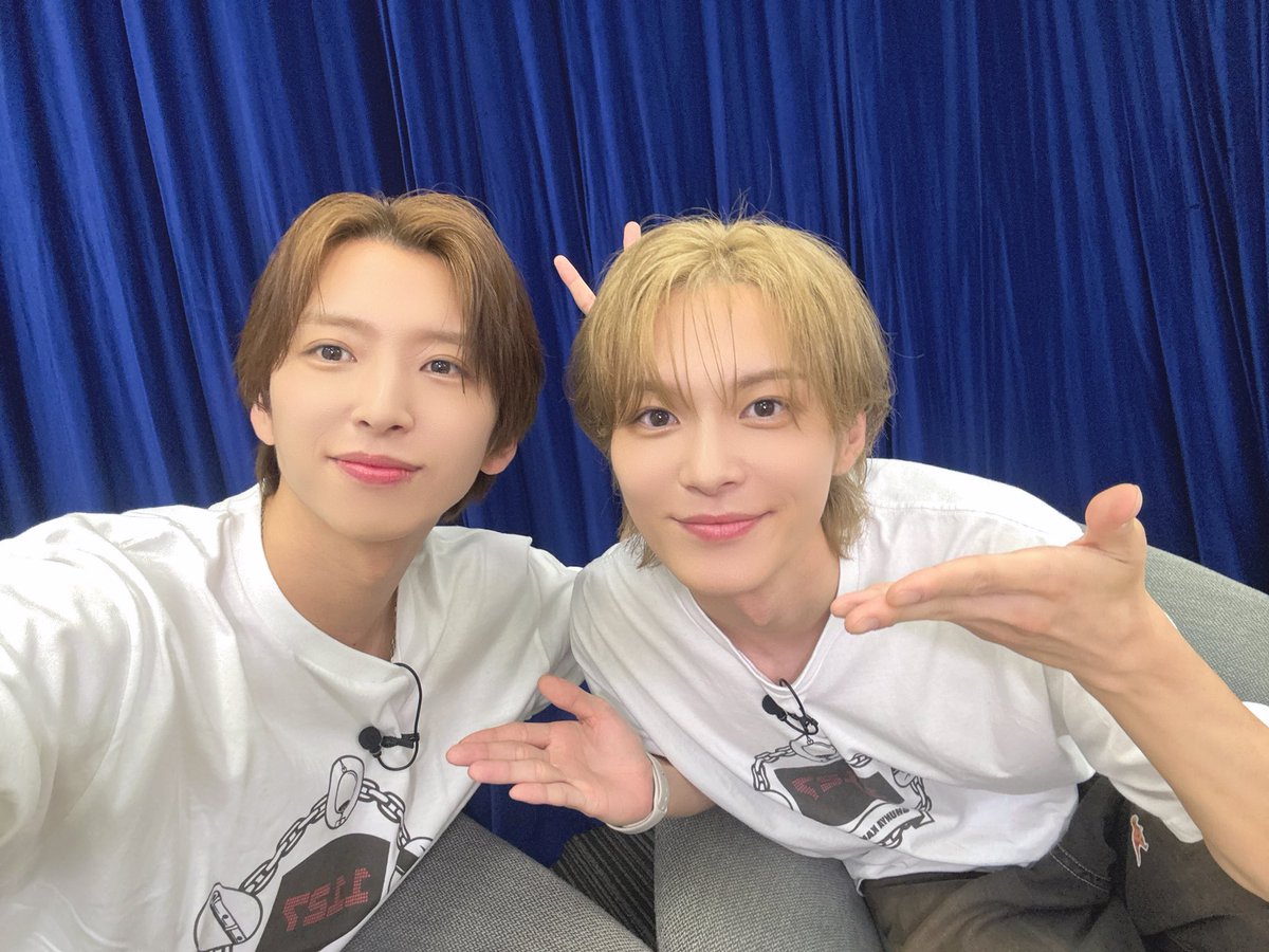 shunya__kaneko's tweet photo. 「金子隼也の Be Myself」
第11回ご覧いただきありがとうございました。
ゲストは、同い年の　#今井俊斗 さんに来ていただきました。
同い年トーク楽しんでもらえたかな？？

しゅんてぃーありがとうー！

来月もお楽しみに。

#金子隼也のBeMyself
#金子部屋 https://t.co/2e77y1Q7eA