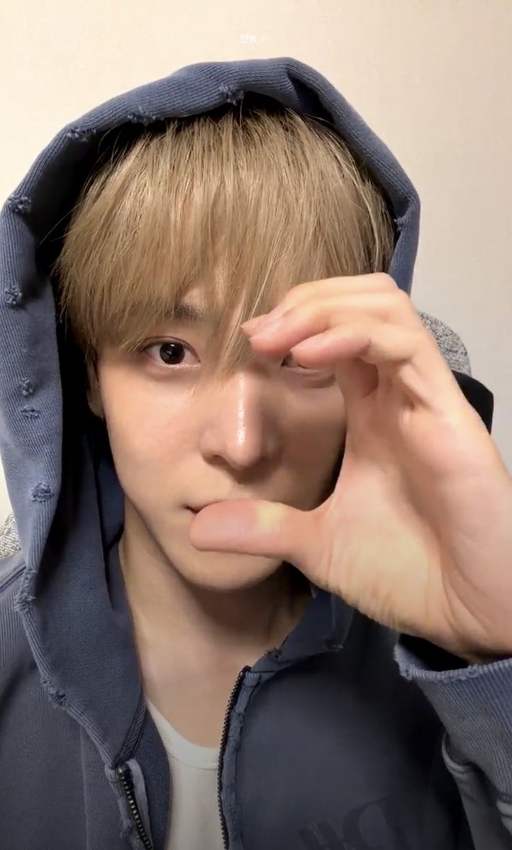 zhah813's tweet photo. 하튜💕 https://t.co/sKW0GvVIV0