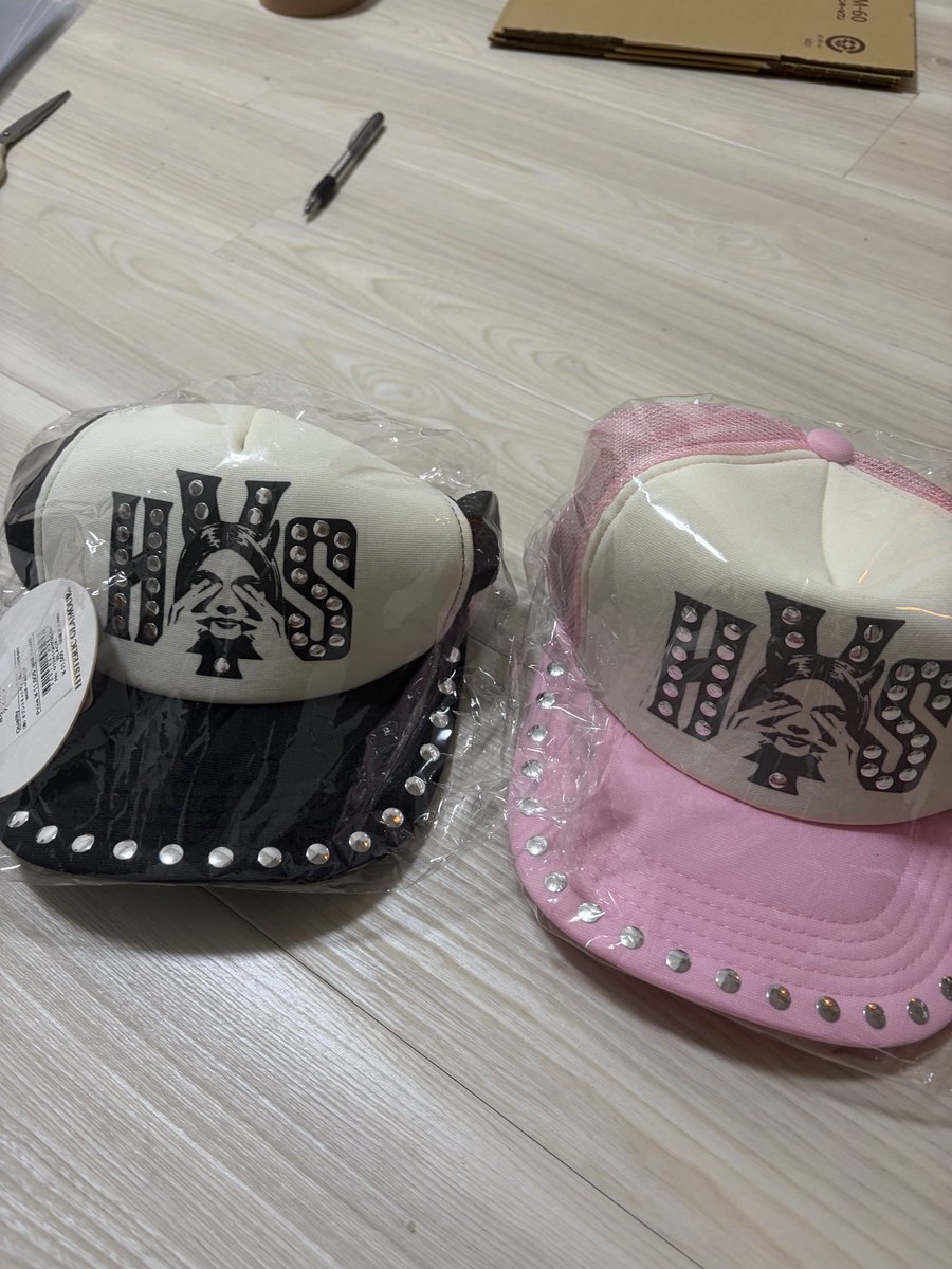 poke_TCGx's tweet photo. プレ値高騰のラブ上等ヒステリックグラマーまだあります回してね🫶

ZEXUOSはこちら⤵️
https://t.co/EnOcHLp0hq https://t.co/DS99GQNrzq