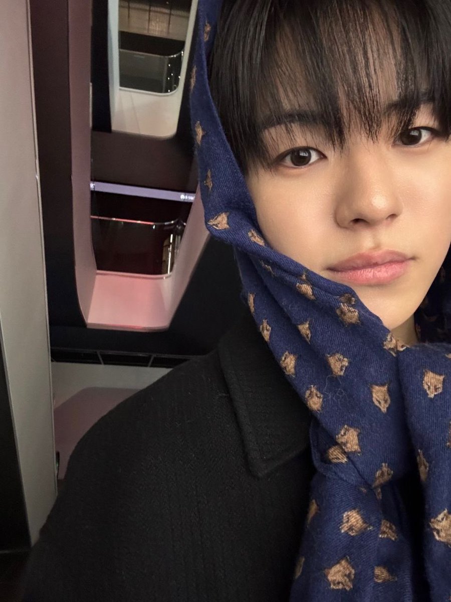 nowjja2h's tweet photo. 못사귐통오는윤재혁사진들 https://t.co/4lhWn1rSOR