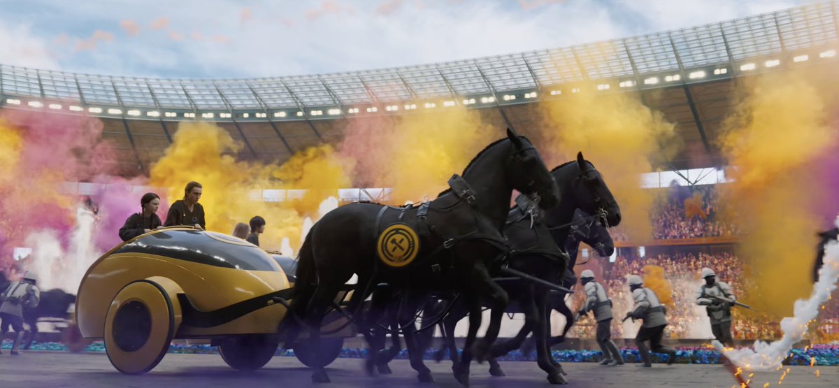 lasseinruhe's tweet photo. Der neue Hunger Games Trailer sieht aus wie die Halbzeitshow DFB Pokalfinale Erzgebirge Aue gg. Dynamo Dresden https://t.co/2Cx2l5m1Jy