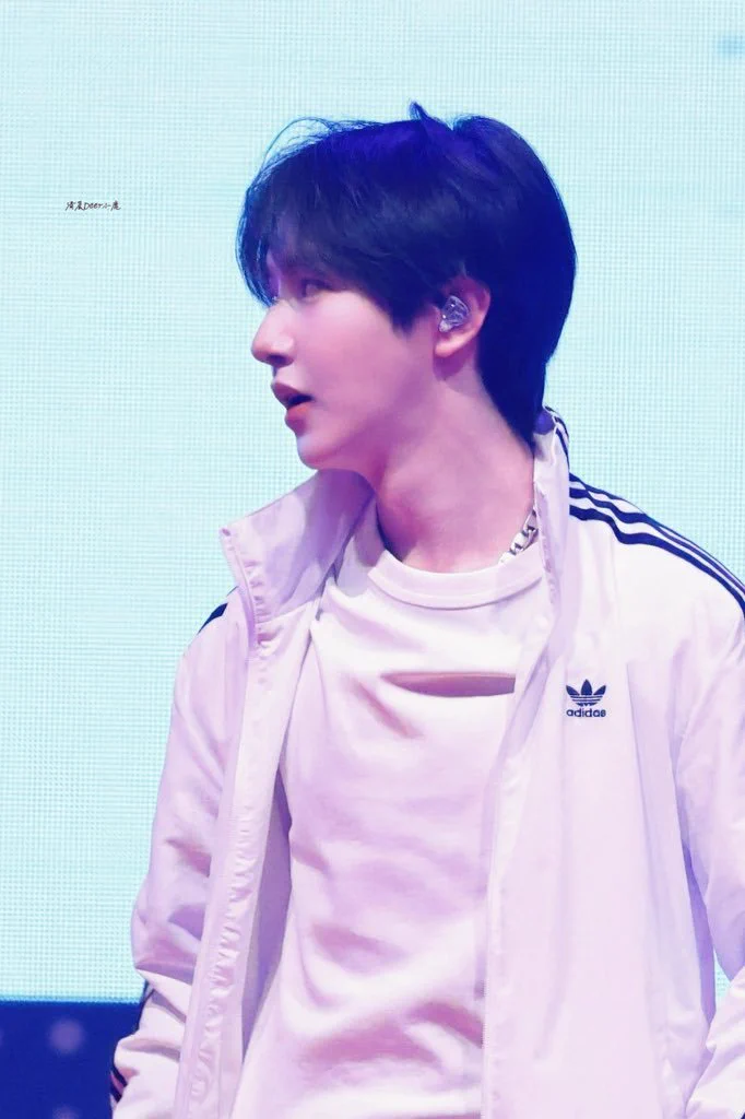 ROLO 💛 런쥔 🦋 仁俊 🌼 ロンジュン🦊 on X: 