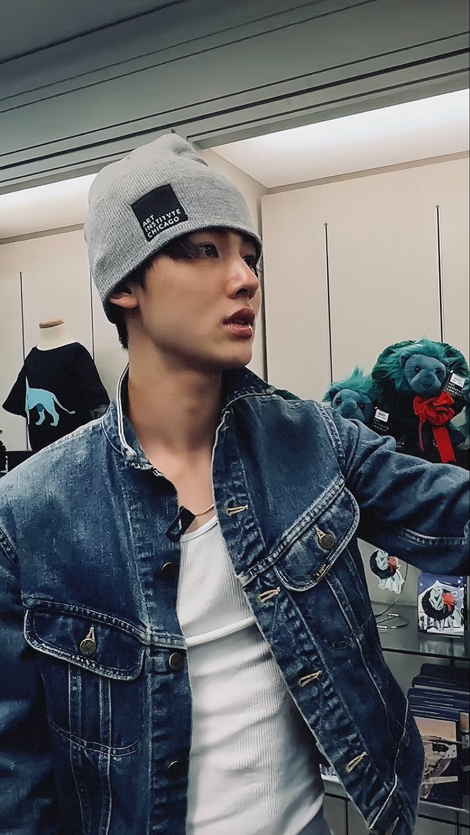 seanhomage's tweet photo. eom swag seonghyeon https://t.co/6vDh1hH4rD