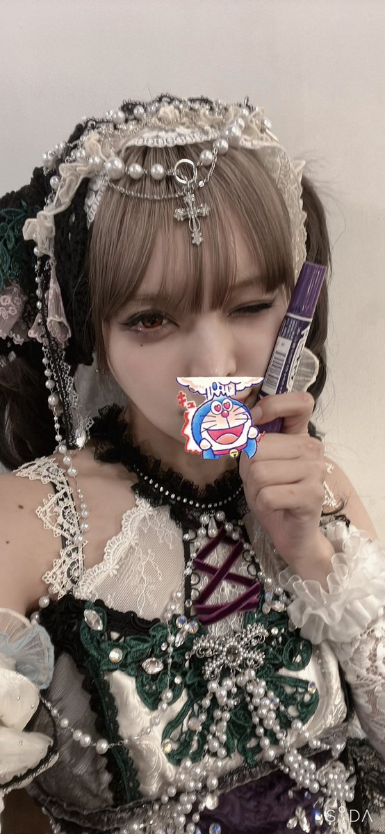 doraphone's tweet photo. 2026.09.17

私物サインいただく為に完璧な計画と準備をしたのに「私物」忘れた

1番簡単で1番大事な物を忘れた

主張の塊なものを忘れられる自分が怖い

#夜宵やむ独占時間 https://t.co/e9i7h5H53p