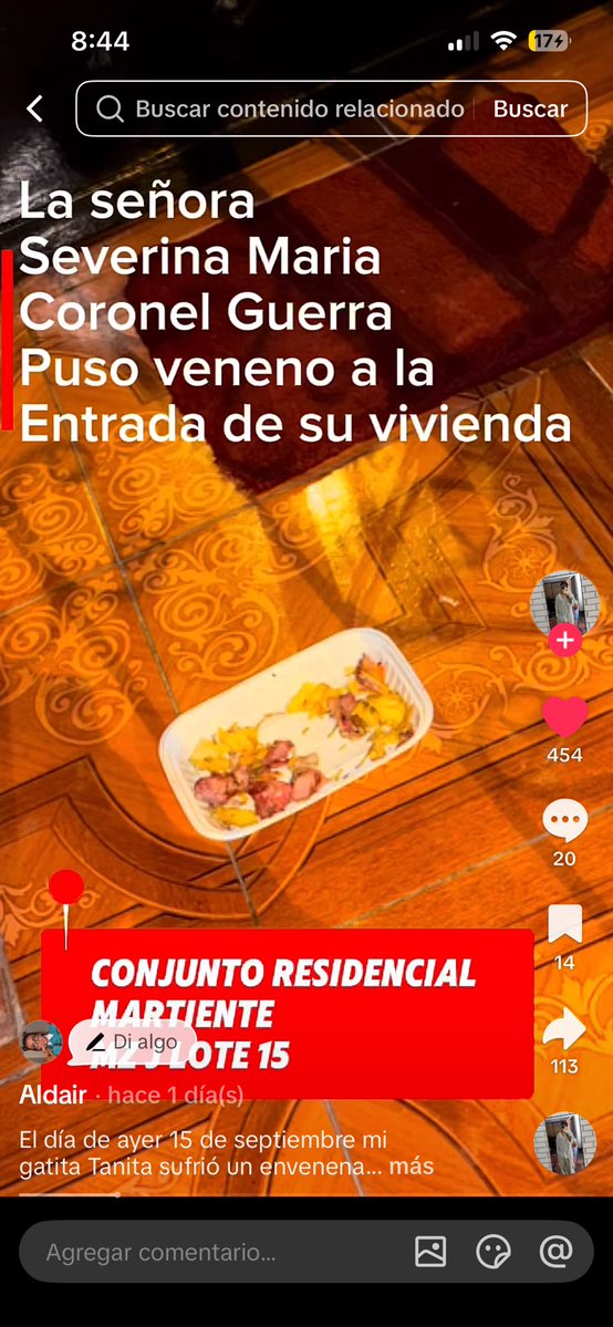 ticnt_'s tweet photo. CERCADO DE LIMA 🚨

Gatita trata de agarrar la mano de su dueño luego de pasar 12h luchando después que su vecina la envenenó. Ya está descansando.

SEVERINA CORONEL hace platos completos de veneno y admite que lo deja para los gatos de la zona.

Siempre encuentran fallecidos! https://t.co/qYPUBqZAkq