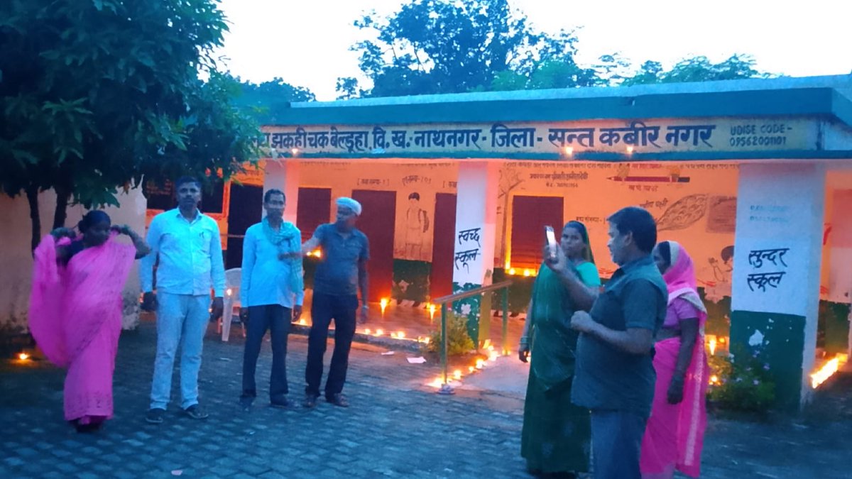 bsasknagar's tweet photo. सेवा संकल्प अभियान के अन्तर्गत परिषदीय विद्यालयो में दीप प्रज्जवल https://t.co/ilrKJK51KH