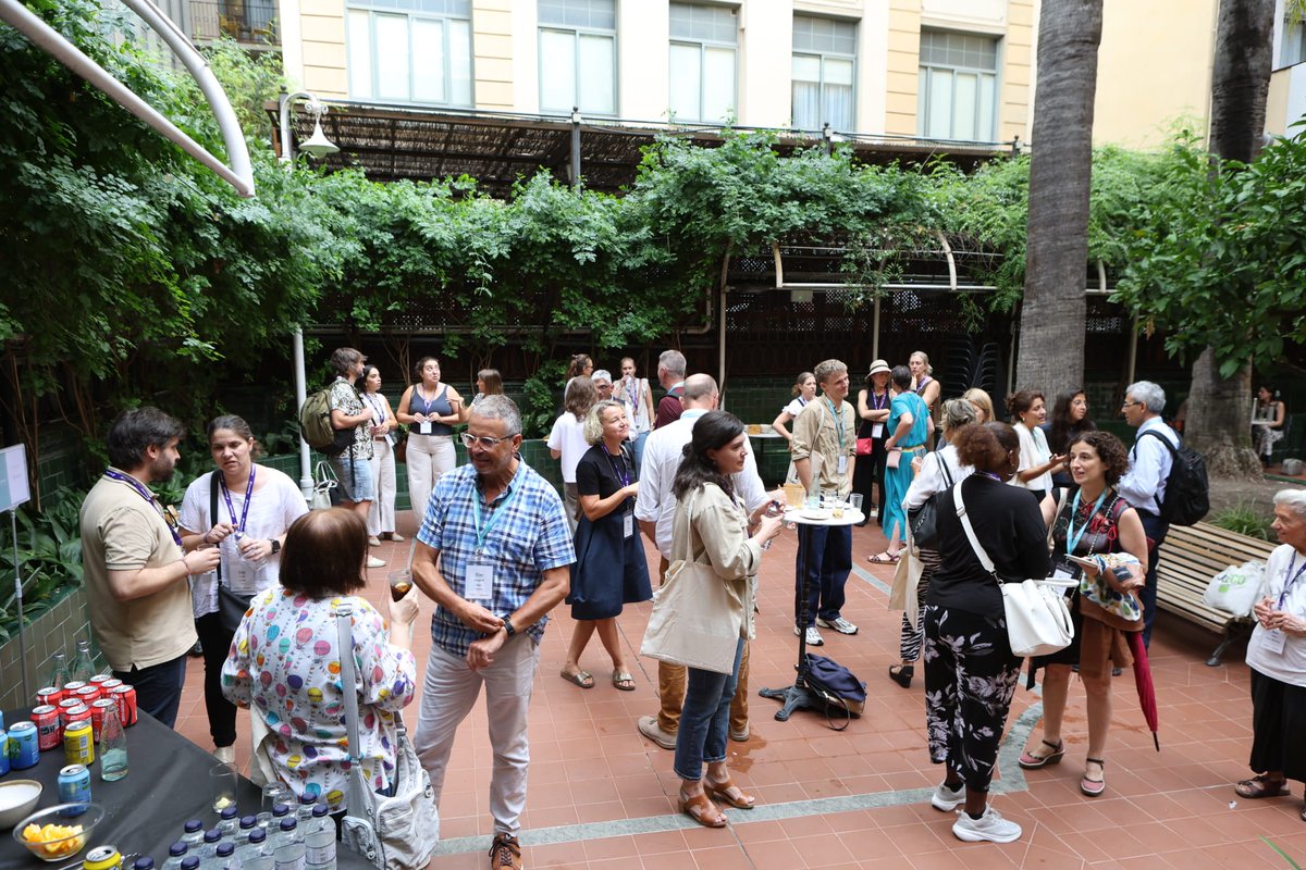 scienhub_org's tweet photo. 𧬠Welcome to the 9th #HIVClinicalTopics Workshop in Barcelona!
Over the next two days, leading experts will share the latest updates in HIV treatment, prevention, ageing, resistance and emerging clinical challenges. Let's get started! π https://t.co/duwU4PvwMN
