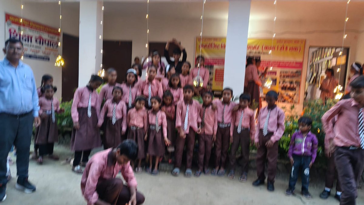 bsasknagar's tweet photo. सेवा संकल्प अभियान के अन्तर्गत परिषदीय विद्यालयो में दीप प्रज्जवल https://t.co/dlhuhoiTOv