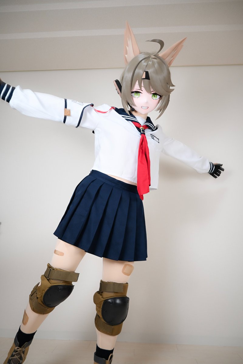 banba_0413088's tweet photo. 謎ポーズオトギ https://t.co/7zH0BxoPi0