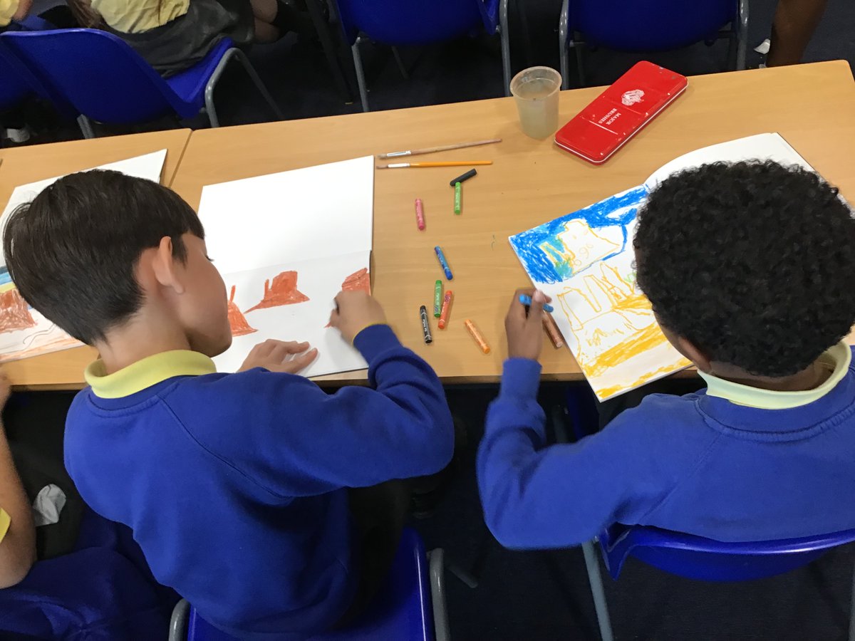 mrs_sshields's tweet photo. Year 5 have been experimenting with charcoal, oil pastels, and water colours in their art all about landscapes @HollinPrimary https://t.co/EYlSyET9qG