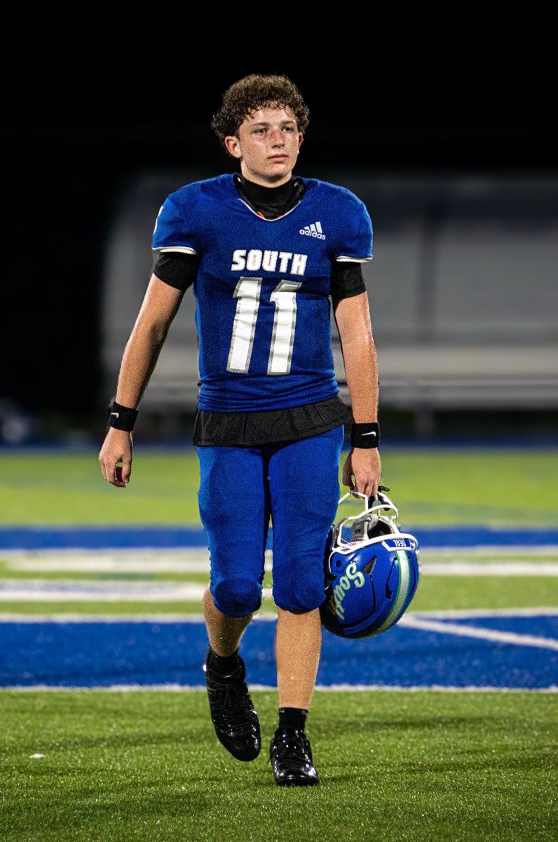 CoachMiklos's tweet photo. Got to make it over to @JaguarsBss after practice at the Dotte and see my 30’s…
Can’t express enough how Proud I am of this kid. Without going into details about it, We been “Processing this Process” over 2+ years and the “Work is Working”! 
 #DEAL @BraydenPirchQB https://t.co/1Iy75QBjx8