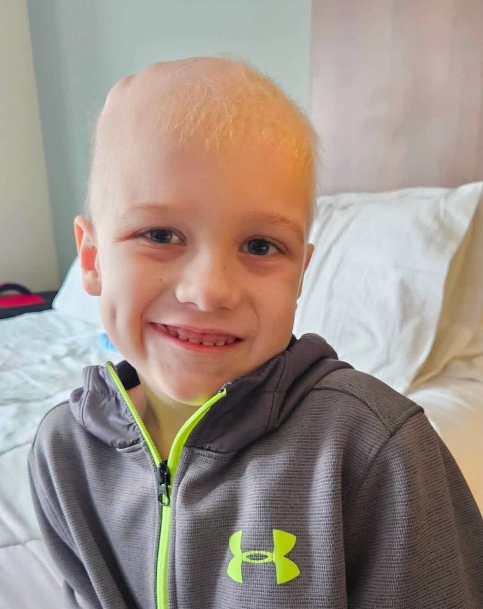 2StefanMoore's tweet photo. This is 6 year old Bentley. 💜
He’s bravely battling #BrainCancer & would love some mail.  He loves racing RC cars around the house, Minecraft, Monster trucks, Painting & Construction.

A card or note letting him know he isn’t fighting alone would mean the world. 🎗🙏

Send mail to: 
Bentley 
PO Box 43 
Carlisle, IA 50047