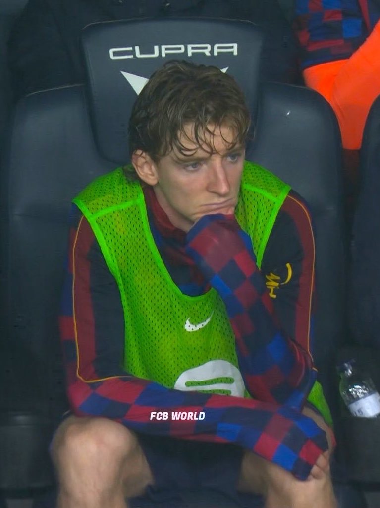 Sage_FCB's tweet photo. 🚨 Anthony Gordon on his stern look on the bench:

🗣️“It’s hard not to be disappointed when you don’t get to play. Anyone who loves football wants to be out there, but at the same time, I have to respect the manager’s decision.

Of course I was disappointed, but I understand there are other games where I’ll be needed, and when I get my chance, I’ll give everything.

Just because I didn’t smile when the camera was on me doesn’t mean I was angry. I don’t know why you media guys always want to make a story out of everything (laughs).

That’s football. The boys got the job done, I’m happy for them, and now I’m just looking forward to the next game.”