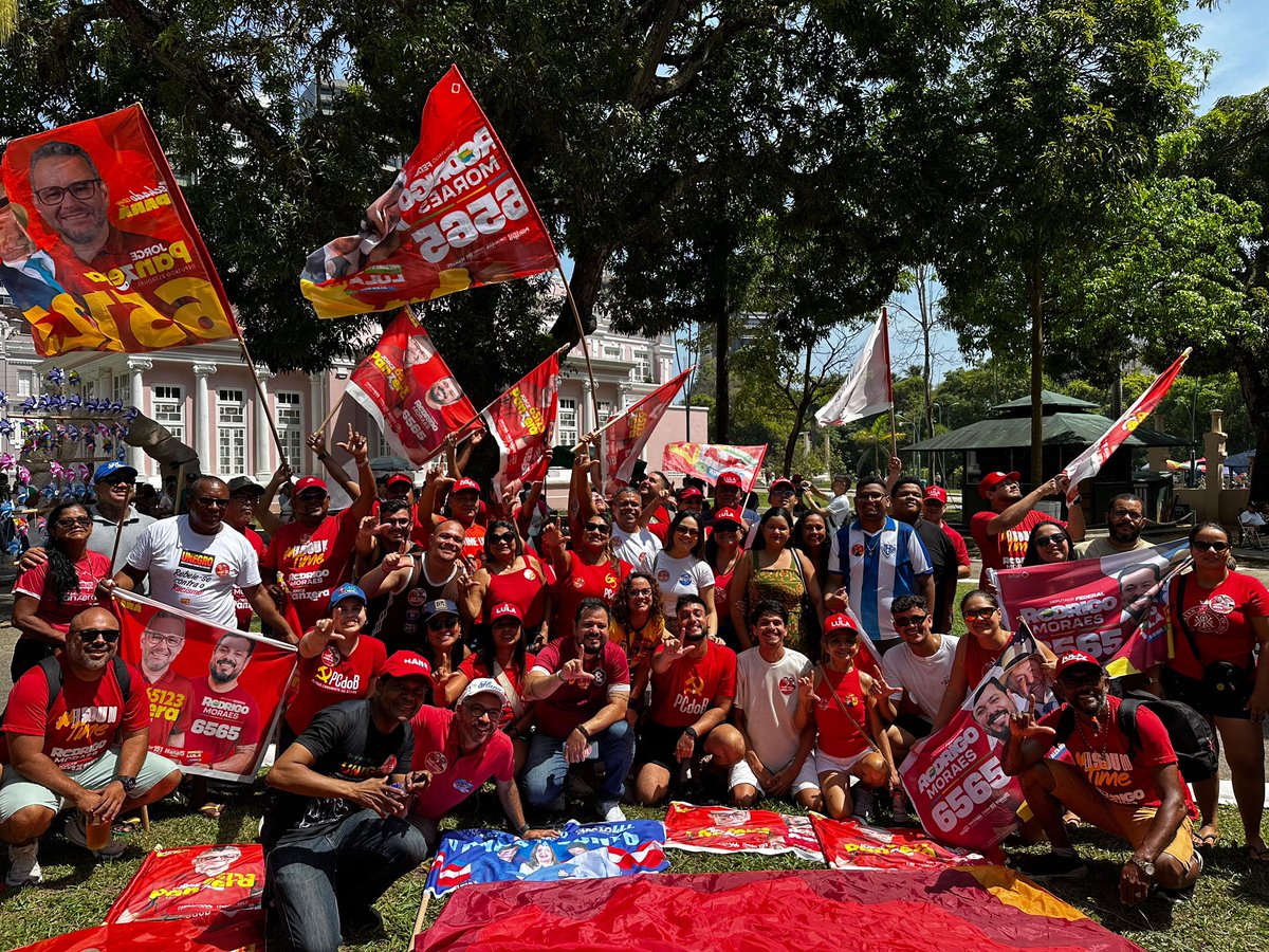 rodrigomoraes65's tweet photo. Nosso time tem lado! É Lula 13 e Rodrigo Moraes 6565 https://t.co/hwYMvpk4y4