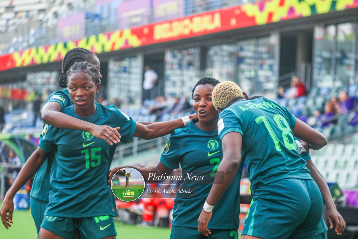 Adelekeayoola1's tweet photo. Half Time

Sweet performance from the  Falconets

Play like this in the second half and find yourself in the Quarter-Finals! 

ENGLAND 0—1 NIGERIA

#AyoolaWorldCupLens #fifau20wwc #womensfootball #FIFAWWC #ENGNGA https://t.co/ebsPYQZuiE