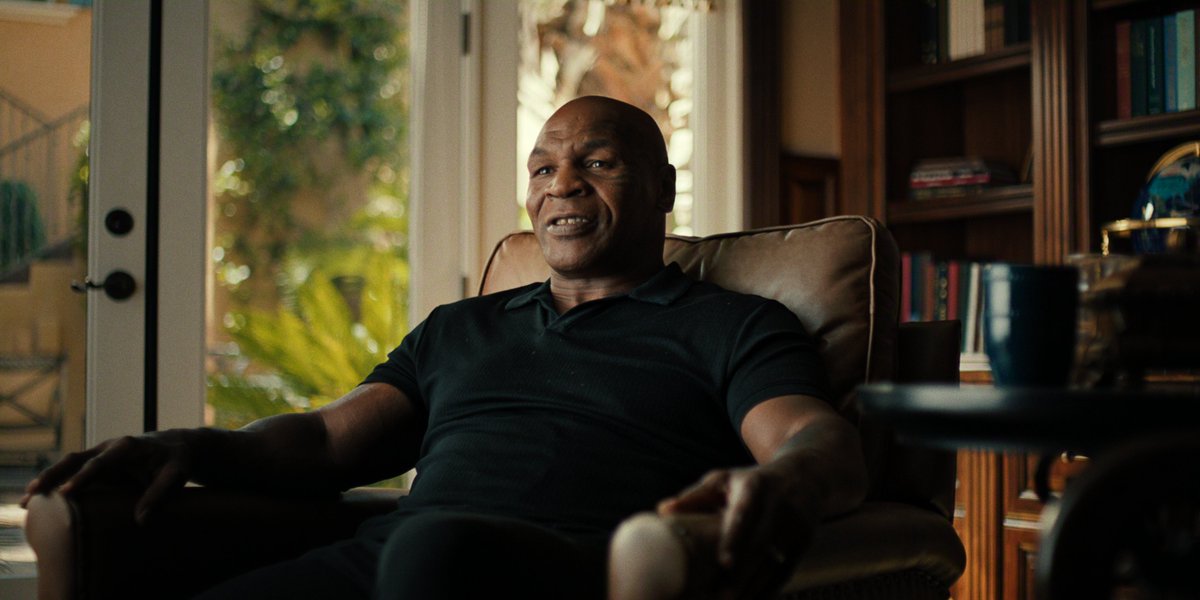 NetflixFR's tweet photo. L’homme le plus redoutable de la planète est prêt à raconter son histoire.

La série documentaire TYSON, le 13 octobre. https://t.co/0v4xdPib1v