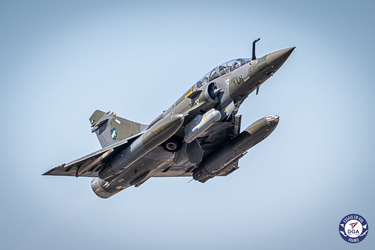 TheatrumBelli's tweet photo. La Direction générale de l’armement (#DGA) a annoncé la qualification de l’intégration de la nacelle optronique #Talios, conçue par #Thales pour le Rafale, sur le #Mirage 2000D rénové à mi-vie (RMV) de l’armée de l’Air et de l’Espace. L’équipement remplace le pod Damoclès sur ces appareils.
Les travaux ont été conduits avec le centre d’essais et d’expertise DGA Essais en vol et avec l’industriel Thales. La DGA présente cette qualification comme un renforcement des capacités d’attaque air-sol de la flotte de Mirage 2000D, destiné à maintenir l’appareil à niveau sur le plan opérationnel.
---
https://t.co/W3kgxVE87N
---
@Dassault_OnAir
@thalesgroup