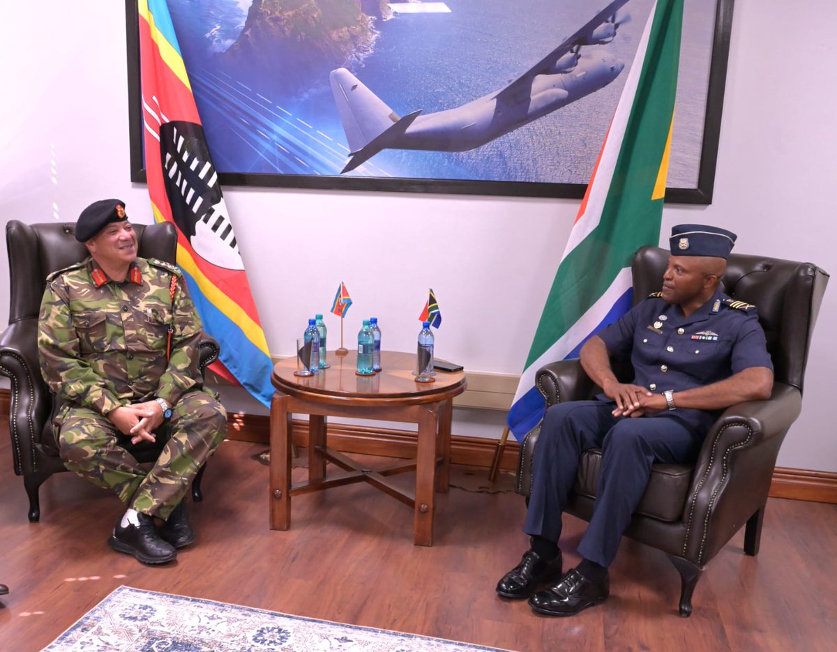 SANDF_ZA's tweet photo. Africa Aerospace and Defence 2026 || Building bridges of friendship.

https://t.co/YCMAvNGvvx

🇿🇦#SANDF
🇿🇦#SAAirForce
🛩️ #PerAsperaAdAstra
🇿🇦🌍 #AAD2026 https://t.co/RysQEMEslD